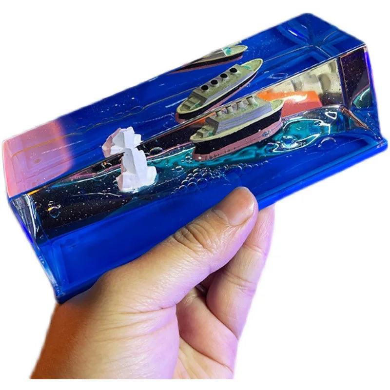 Cruise Ship Drift Bottle – Floating Acrylic Desk Decor